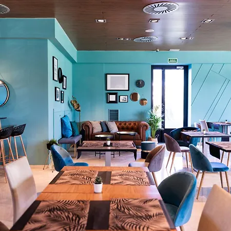 Azz Valencia Tactica بلتيرنا