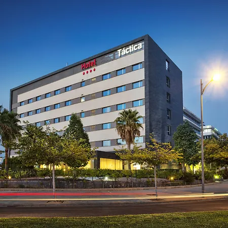 فندق Azz Valencia Tactica بلتيرنا