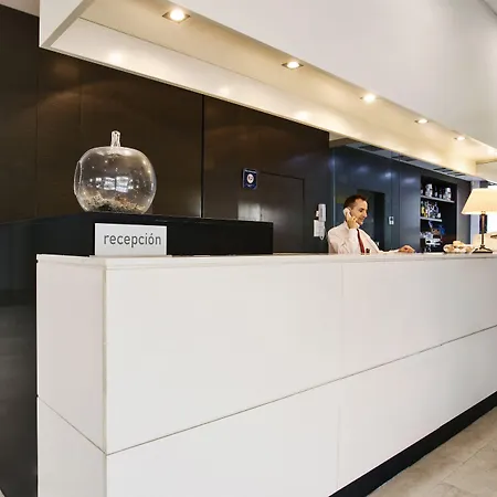 Azz Valencia Tactica 4* بلتيرنا