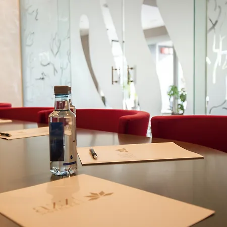 Azz Valencia Tactica 4* بلتيرنا