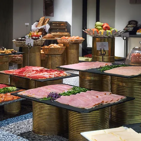 Azz Valencia Tactica Ξενοδοχείο 4*