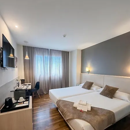 Azz Valencia Tactica Hotel 4*