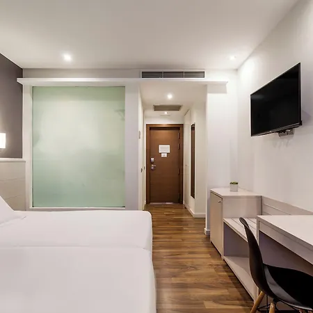 Hotel Azz Valencia Tactica