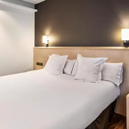 Azz Valencia Tactica 4* Paterna