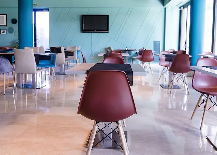 Hotel Azz Valencia Táctica Paterna