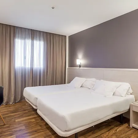 Hotel Azz Valencia Tactica