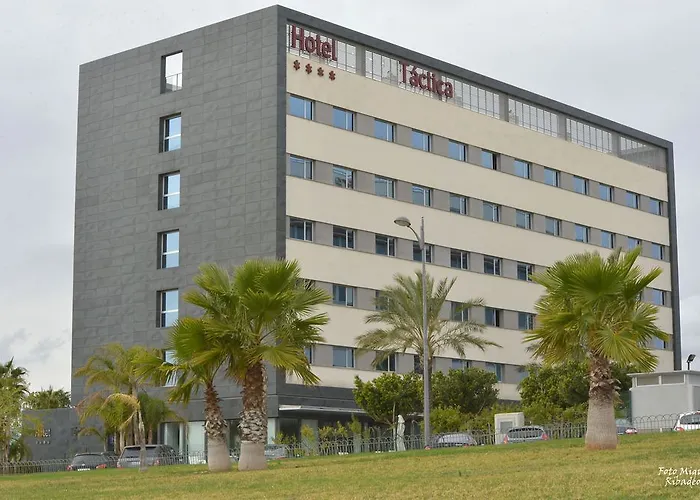 Szálloda Azz Valencia Tactica 4*
