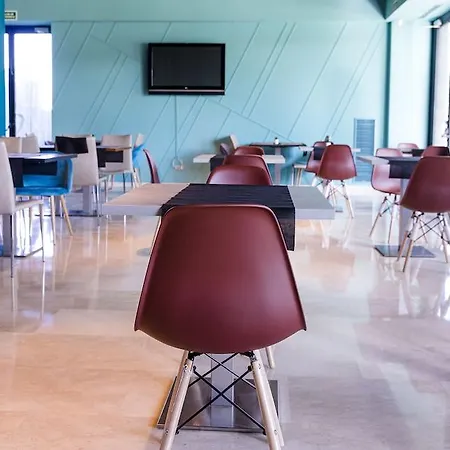 Hotel Azz Valencia Tactica Paterna