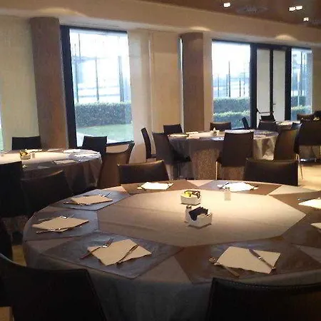 Azz Valencia Tactica Hotel 4*